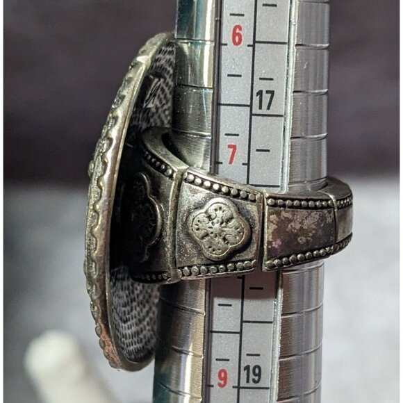 Grace Adele Floral Brutalist Shield Silver Tone Stretch Statement Ring - Picture 10 of 10